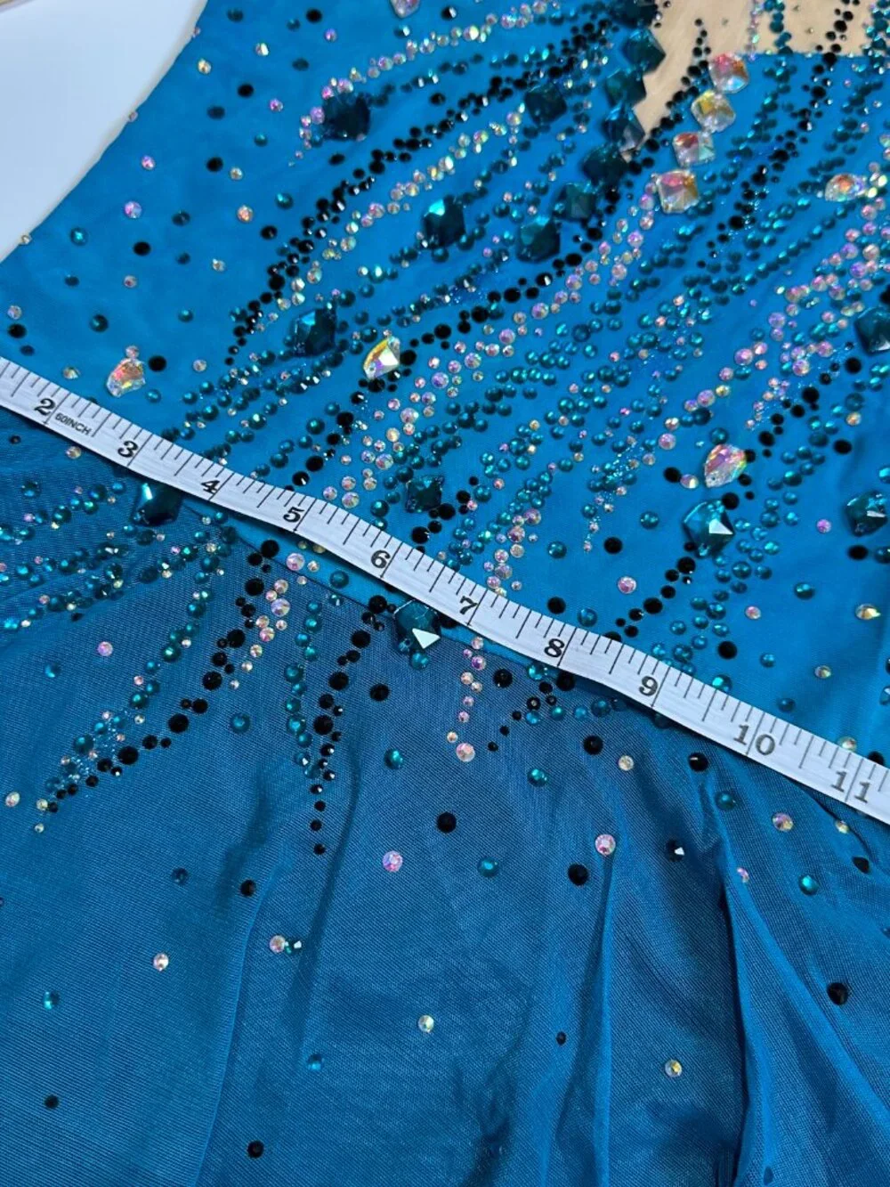 New Deep green Crystal Figure Skating Dress Girl 10 (6~8T)